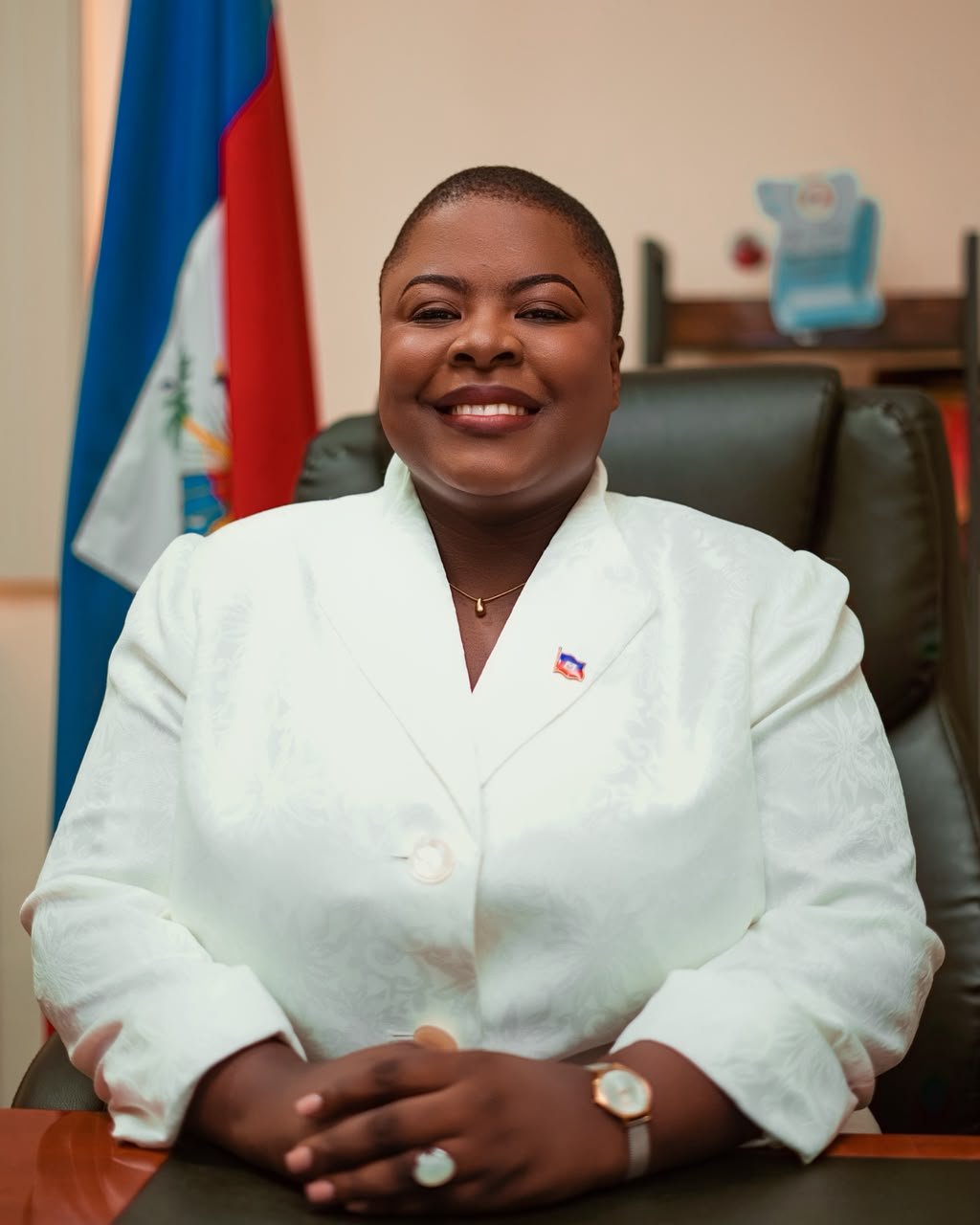 Mme Stéphanie SMITH, Ministre du Tourisme